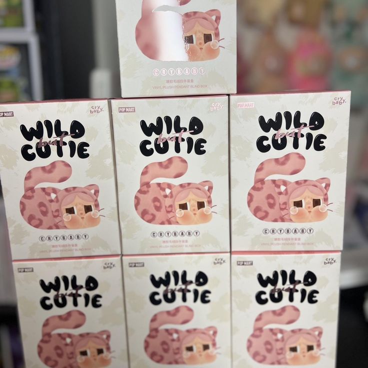 عروسک کرای کیتی (اورجینال )پاپ مارت | تحویل فوری تهران