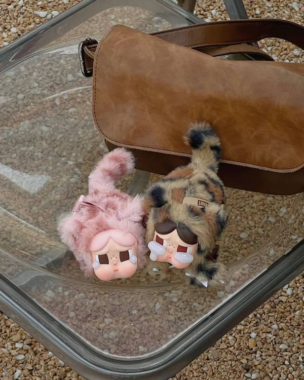 عروسک کرای کیتی (اورجینال )پاپ مارت | تحویل فوری تهران