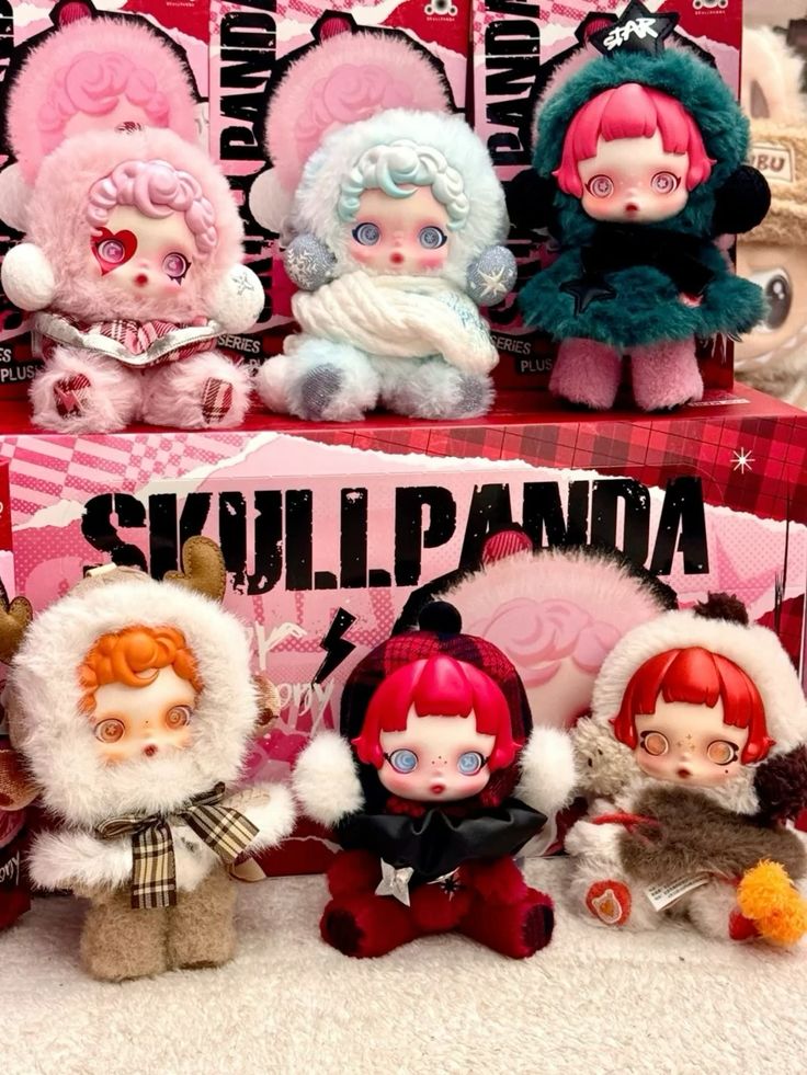 عروسک اِسکول پاندا اورجینال پاپ مارت | Skullpanda Original Pop Mart Blind Box j   تحویل فوری تهران
