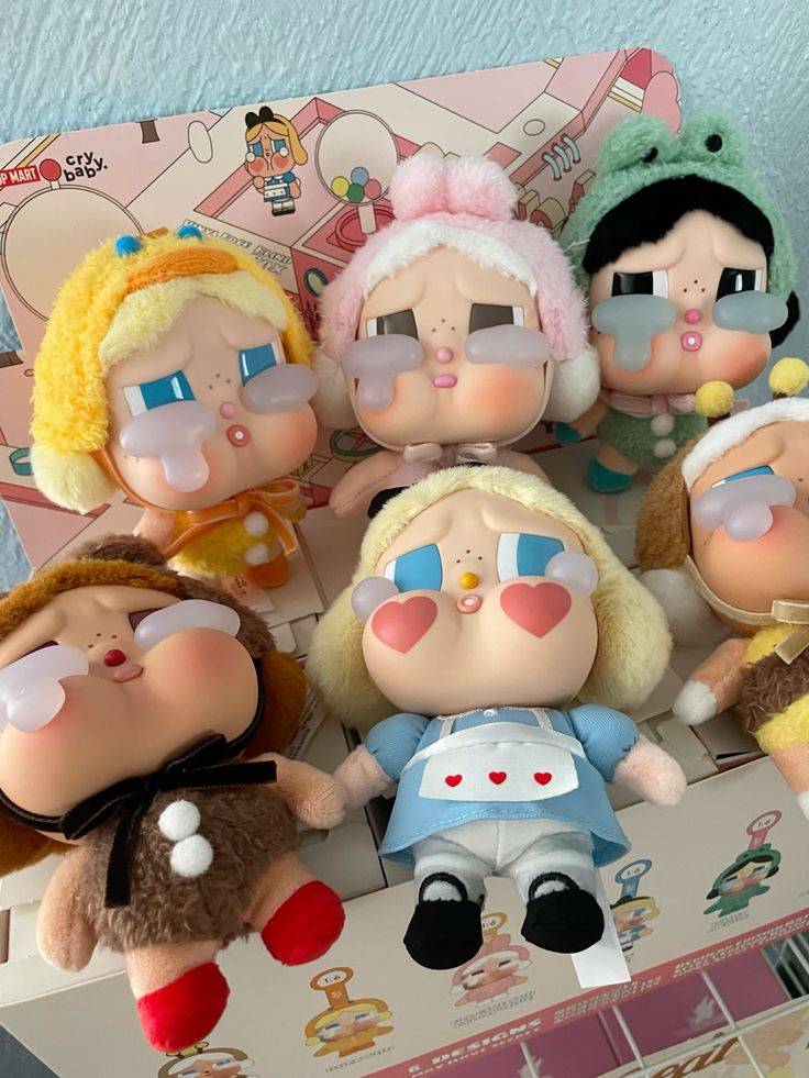 عروسک کرای بیبی بلایند باکس وارداتی (اورجینال پاپ مارت) تحویل فوری تهران